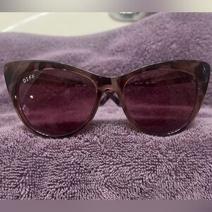 DIFF Eyewear Tortoise Sunglasses with Pink Lenses